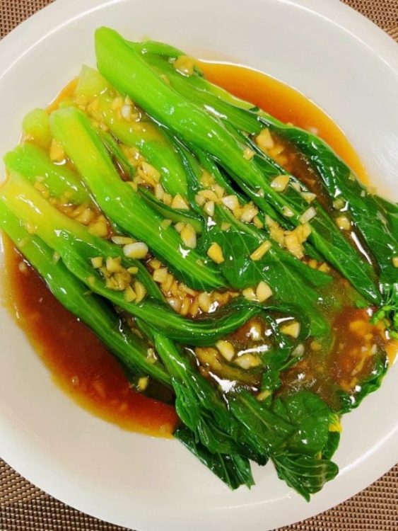 白灼菜心，鲜嫩多汁，美味低脂