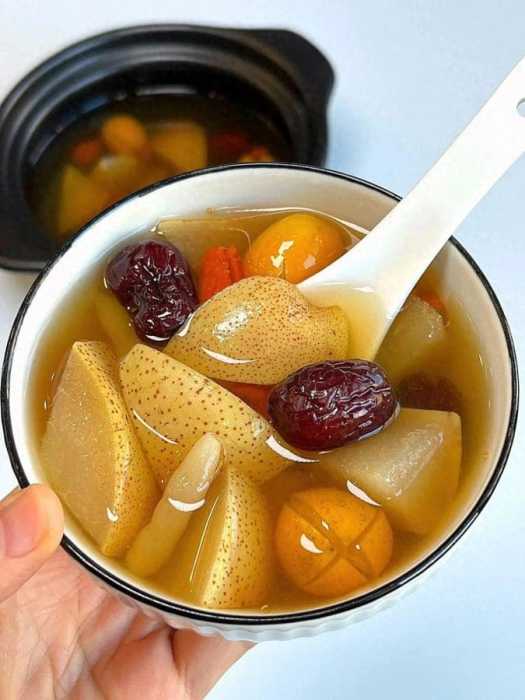 低估了这个雪梨金桔水，喝完巨舒服！