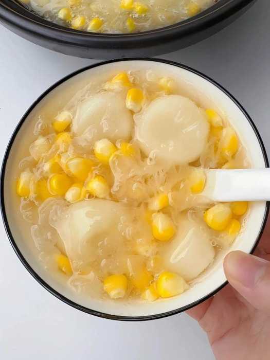 低估了这个玉米马蹄银耳羹，给100张面膜都不换，巨好喝巨润。