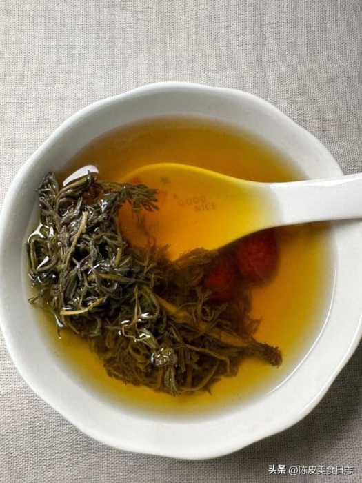 低估了“茵陈茶”的威力，喝了一个星期，脸蛋真的不黄变白了