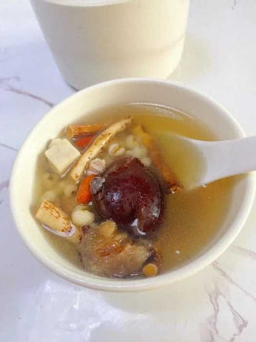 婆婆煮的这个汤，健脾去湿，整个人都舒服了