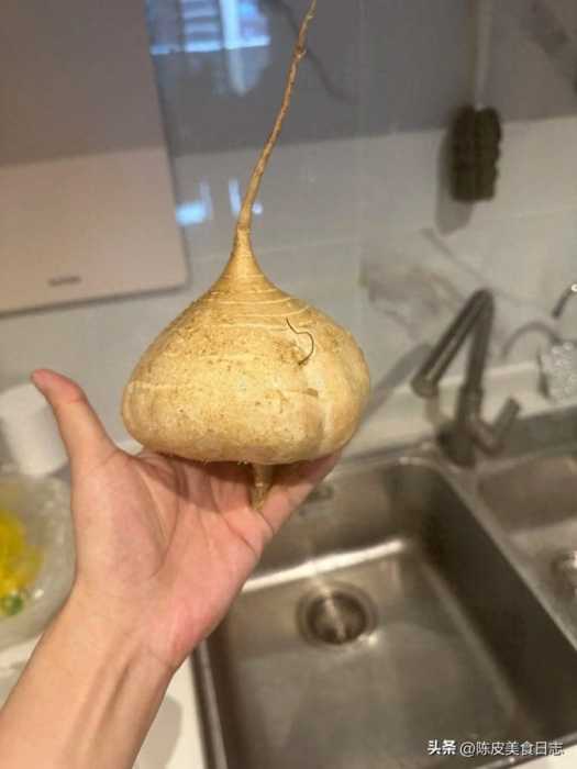 空腹吃了一个，不到半个小时狂奔厕所，陈年老便便都被清空了