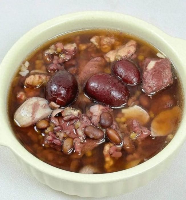 三个豆子一起煮，湿气没了，脾胃好了，睡得香了