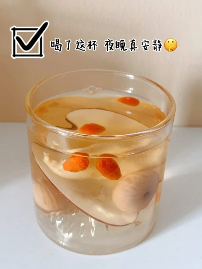 每天睡前逼着老公喝一杯，一个月后睡觉终于不打呼噜了